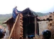 Mohon Uluran Tangan! Rumah warga Ini Ambyar Dihalau Angin Kencang dan Hujan