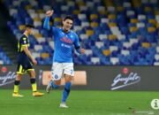 Napoli Masuk 4 Besar Bantai Parma, tapi Posisi Ini Belum Aman