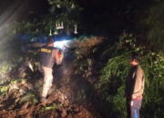 Akses ke Gunung Bromo Tertutup Longsor