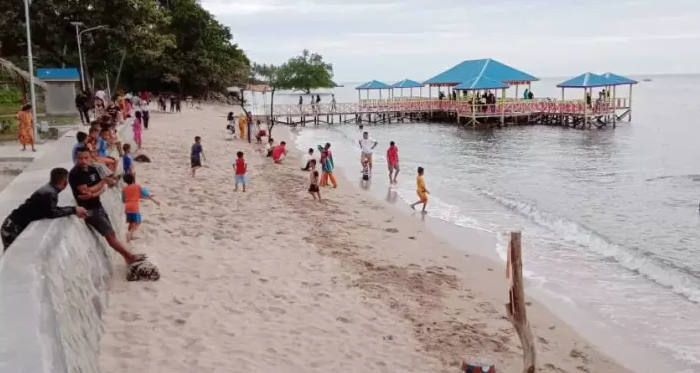 Terapi Pasir Putih di Pantai Pinomotiga Bisa Hilangkan Stroke, Vertigo dan Kolesterol