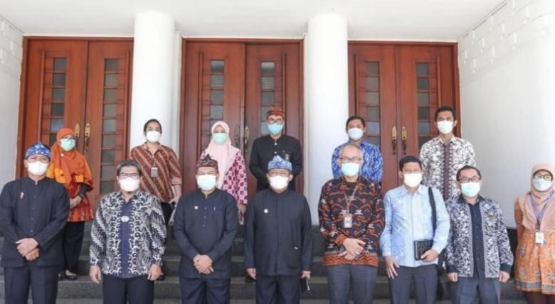 Walikota Bandung; Roda Pemerintahan Harus Transparan IMG 20210325 182903