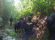 Gotong-royong Bersihkan Sungai Citarum