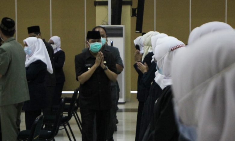 Ngatiyana Lantin Pejabat Fungsional di Lingkup Pemerintahan 1619000179 1 org