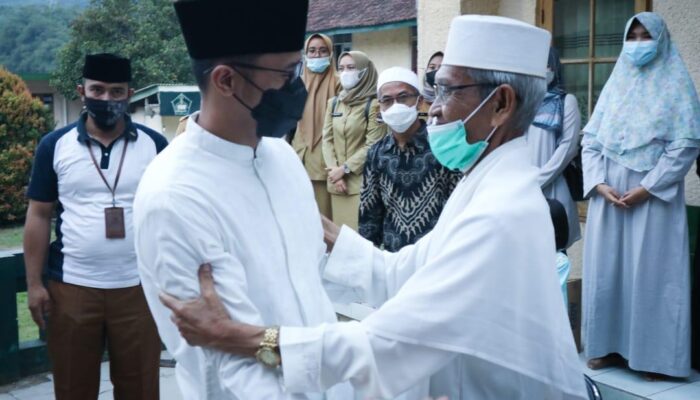 Ini kata Hengky saat Safari Ramadan di Cikalong Wetan
