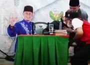 Kelelalah, Ust. Zacky Mirza Terkulai Pingsan saat Tausiyah