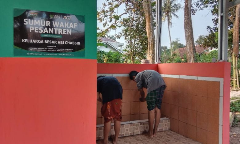 ACT Bangunkan Sumur Wakaf di Pesantren Al-Futuhat 9b47035d 10d3 49fc 9316 e38346548bbb