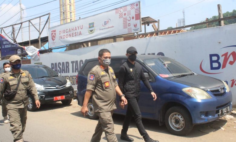 Hengky Sidak Pasar Tagog Padalarang: Belum Kantongi IMB af32bae5 b0a8 4b8e 87c6 3b42c1ab230b