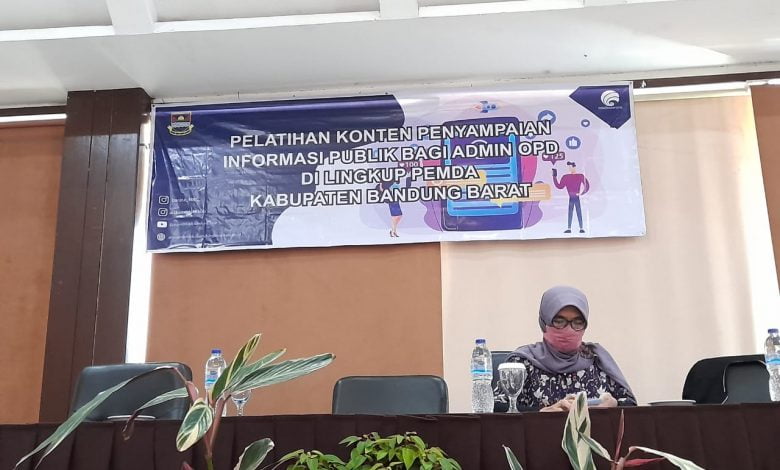 Diskominfotik Bandung Barat Gelar Pelatihan Digital cf405e93 99f1 4172 ab04 278d947d2319