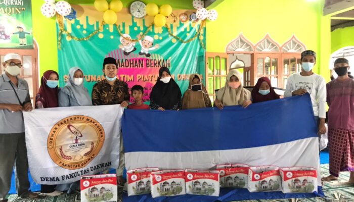 Mahasiswa dan Pemuda Cambawel’z 04 Santuni Anak yatim