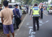 Adu Banteng Mobil dan Motor, Pemotor Luka Serius