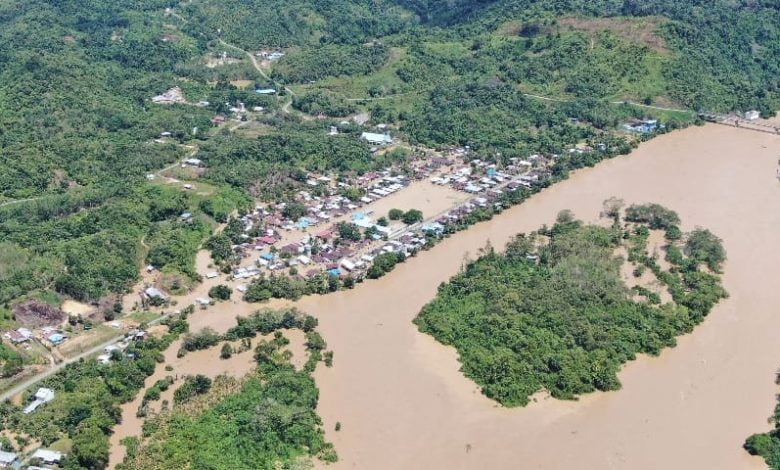 Warga Mengungsi, Banjir Landa Sejumlah Desa di Kaltara HQbgzwlT0Z6s