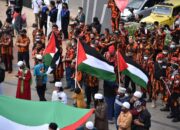 Usai Salat Jumat, Warga Kuningan Bersatu Bela Palestina