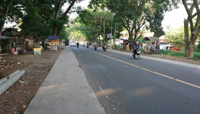 Akibat dari PPKM Darurat Jalan Cianjur-Bandung lengang, Sopir Angkot Mengeluh