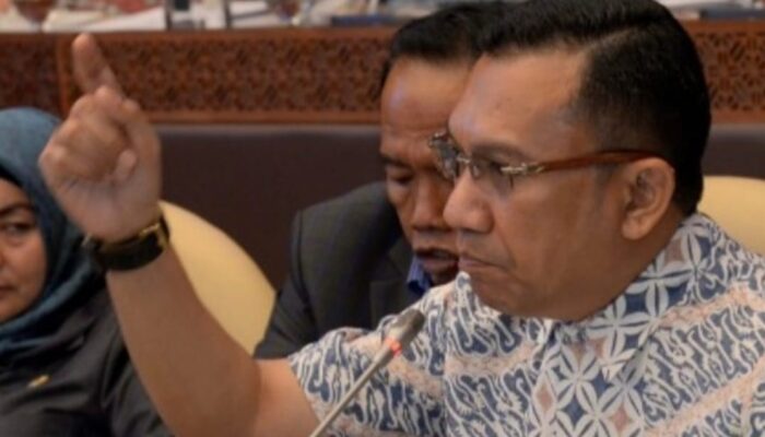 Ansy Lema Kritisi KKP terkait Pemangkasan Bantuan Konkret Rakyat