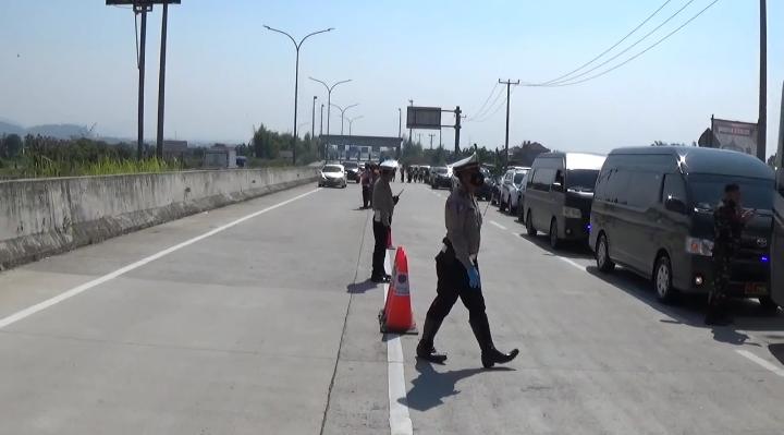 Hari Pertama PPKM Darurat, Forkopimda Tinjau Penyekatan di Soreang