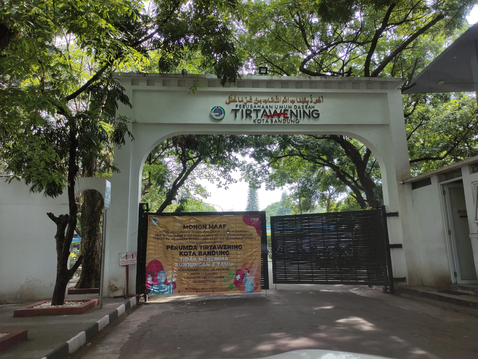 Karyawan Perumda Tirtawening