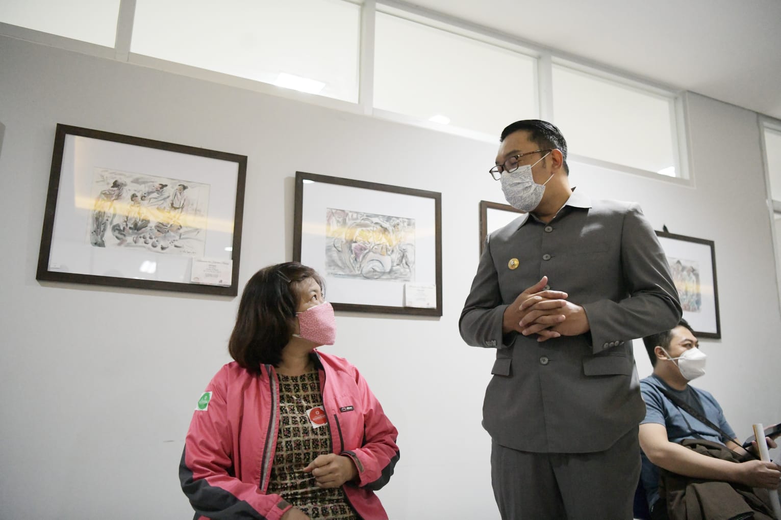 Ridwan Kamil: 11 Daerah di Jabar Terapkan PPKM Level 3