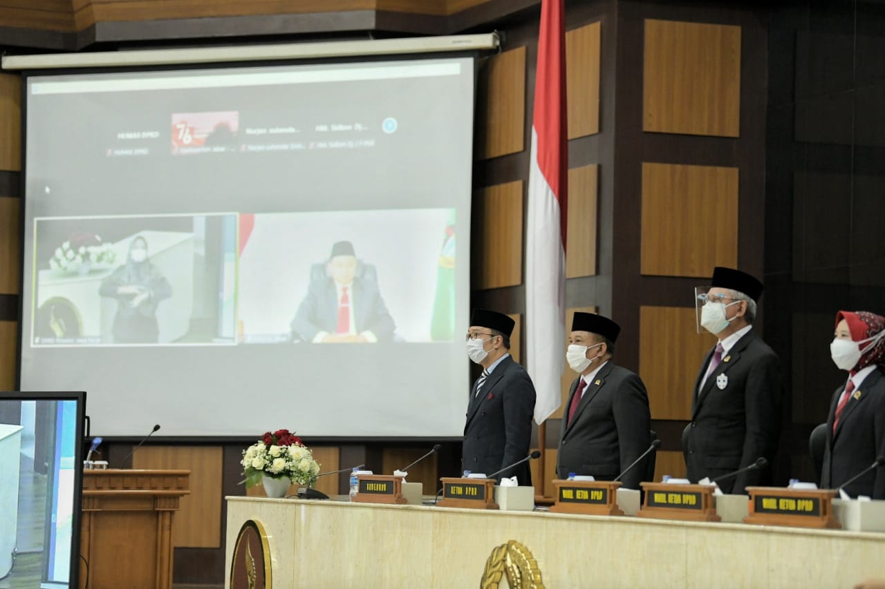76 TAHUN INDONESIA Gubernur Jabar Ridwan Kamil Hadiri Sidang Tahunan MPR RI 1