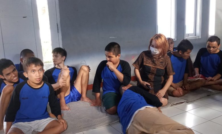 Dengan Mengandalkan Patungan YPHI Membina 15 Remaja ABK Dengan Mengandalkan Patungan YPHI Membina 15 Remaja ABK
