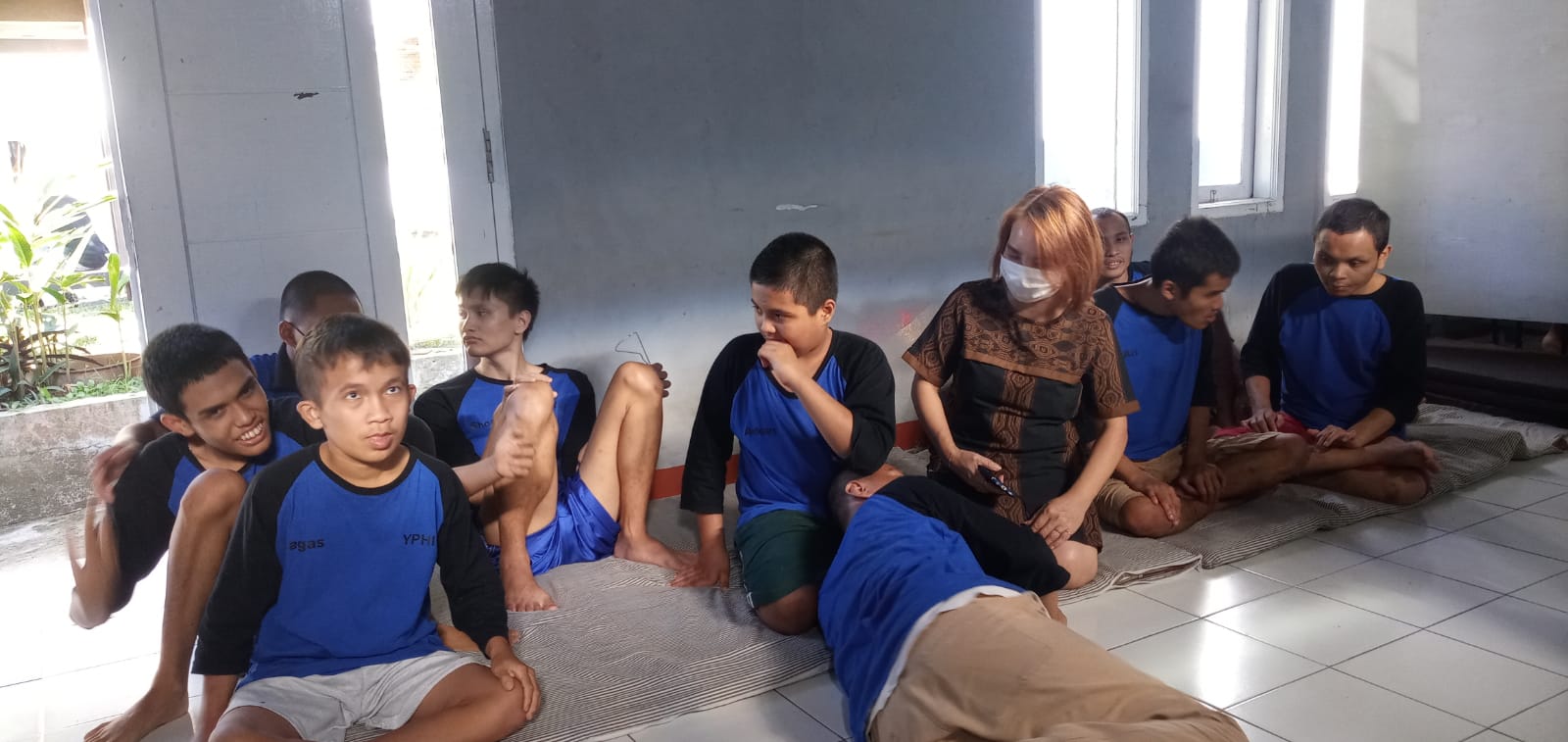 Dengan Mengandalkan Patungan YPHI Membina 15 Remaja ABK