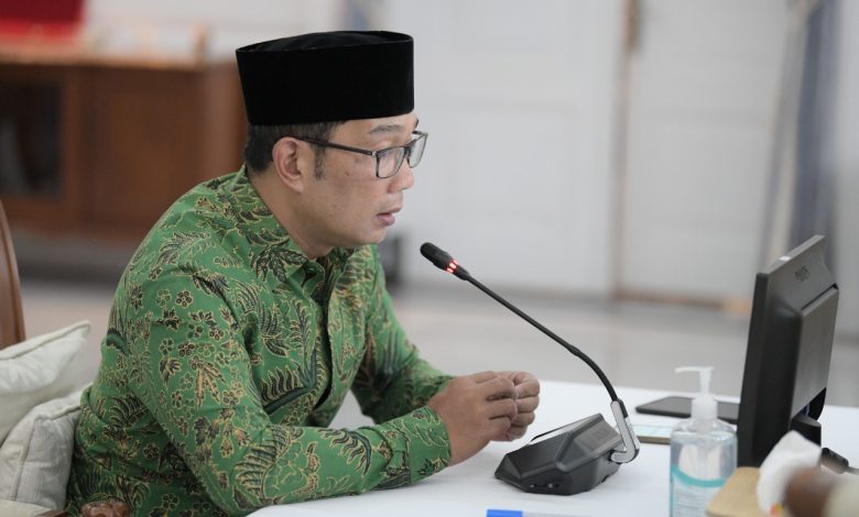 Disrupsi COVID-19 dan Industri 4.0, Gubernur: Camat Harus Cepat Adaptasi Disrupsi COVID-19 dan Industri 4.0, Gubernur: Camat Harus Cepat Adaptasi