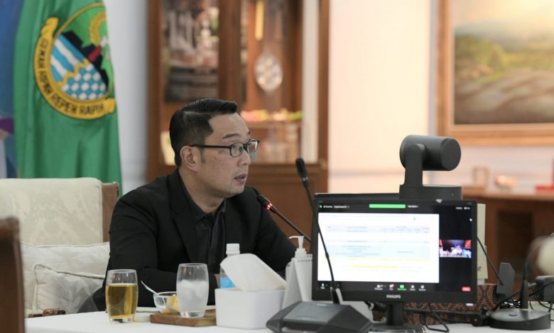 Jabar Butuh 22.000 Relawan Mahasiswa untuk Vaksinasi dan Tracing Jabar Butuh 22.000 Relawan Mahasiswa untuk Vaksinasi dan Tracing