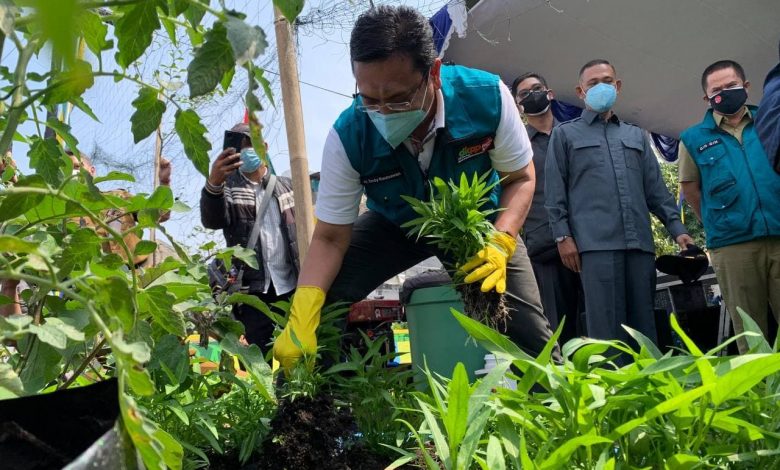 Ketua DPRD Berharap Kelola Sampah Ala Kang Pisman