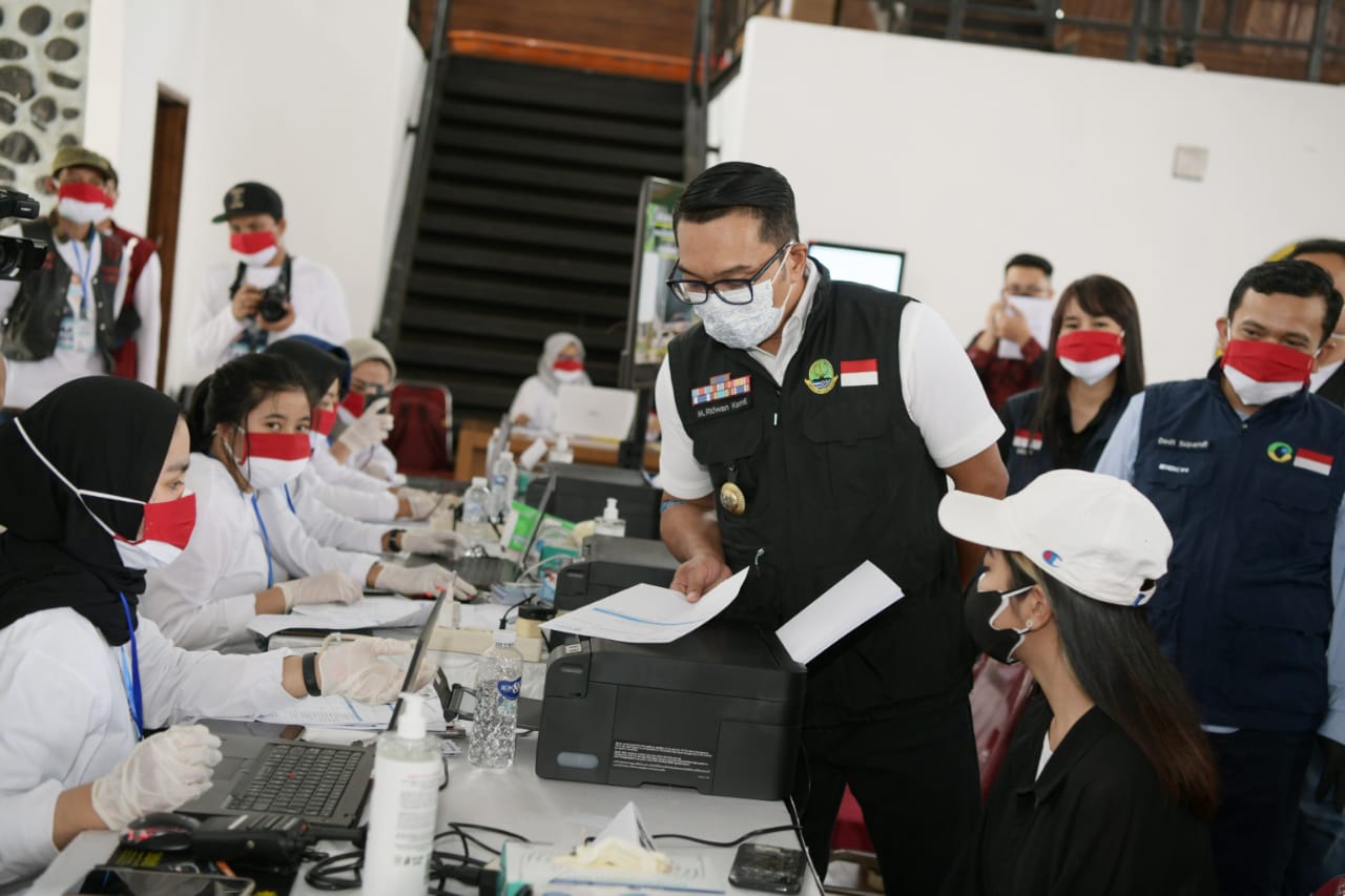 Pak Uu Tinjau Penerapan Prokes di Mal