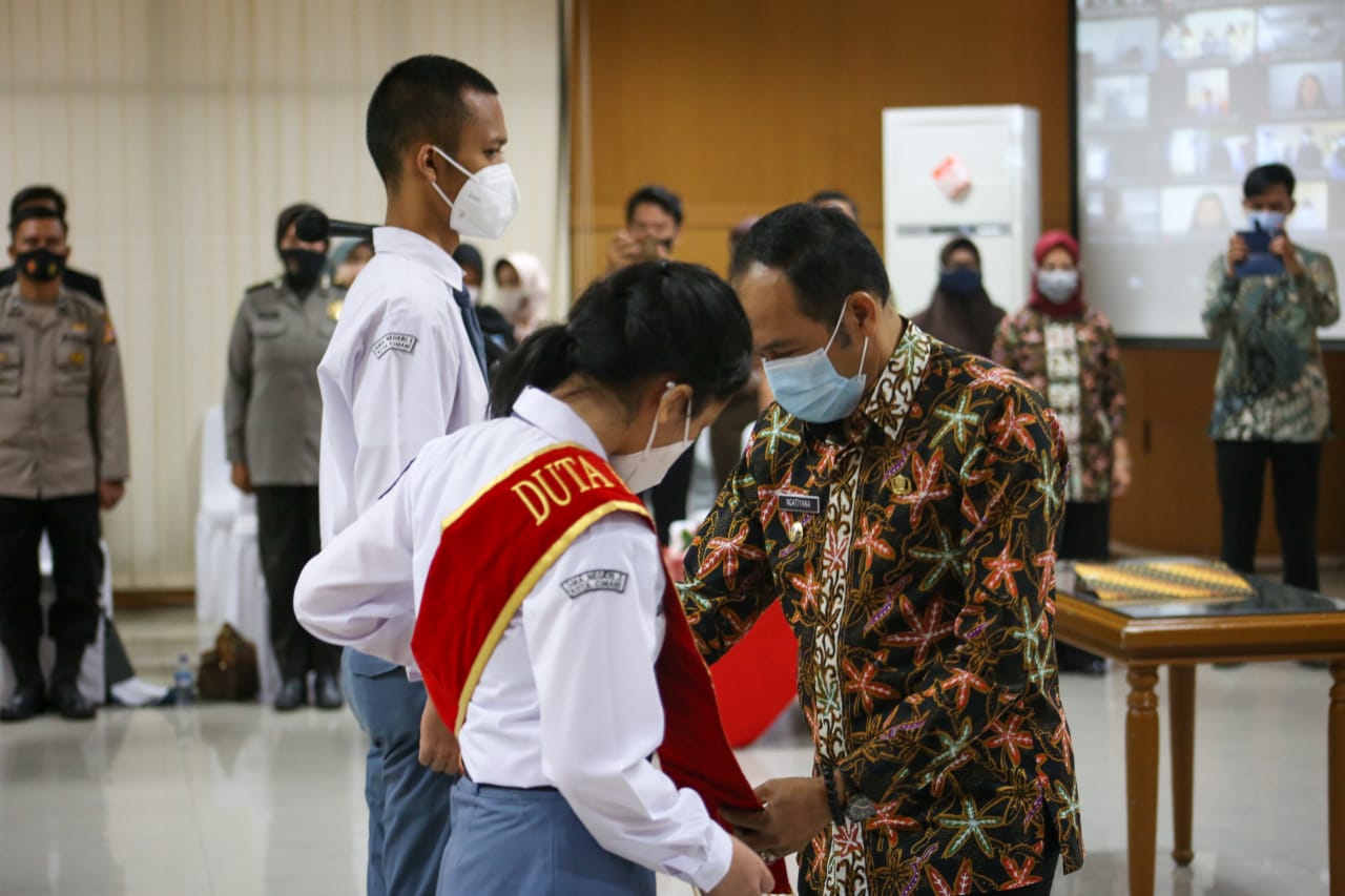 Para Pelajar Kota Cimahi Diberi Wawasan Hukum