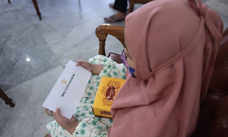 Pemkot Sukabumi Salurkan Bantuan Kemensos ke LKS dan Panti