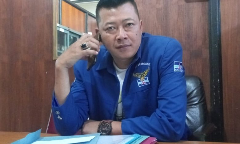 Politisi Demokrat Menyatakan Prihatin kepada Cakades Politisi Demokrat Menyatakan Prihatin kepada Cakades