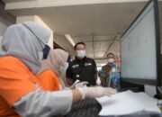 Ridwan Kamil Mendorong Percepatan Vaksinasi COVID-19