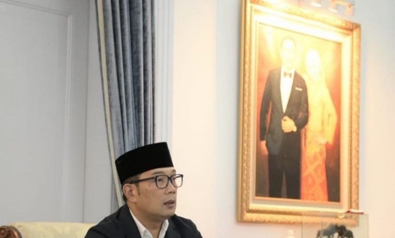 Ridwan Kamil dan Ulama Jabar Gelar Munajat Akbar Ridwan Kamil dan Ulama Jabar Gelar Munajat Akbar