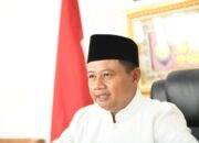 Uu Ruzhanul Ulum Saksi Penobatan Sultan Baru Cirebon