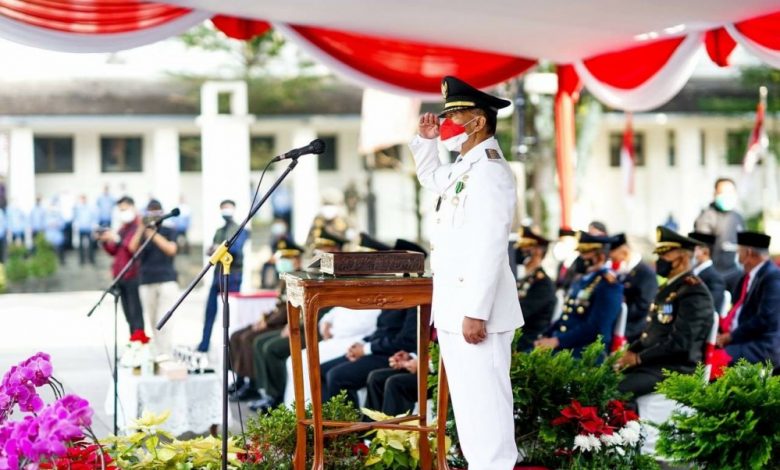 Walikota Bandung Ajak Mencontoh Pengorbanan Pahlawan Walikota Bandung Ajak Mencontoh Pengorbanan Pahlawan