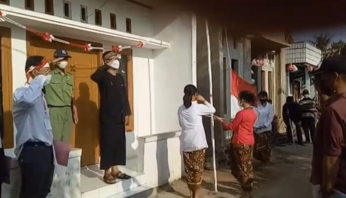 Warga Bojongpicung Gelar Upacara HUT RI Ke-76 di Bantaran Irigasi Sekunder