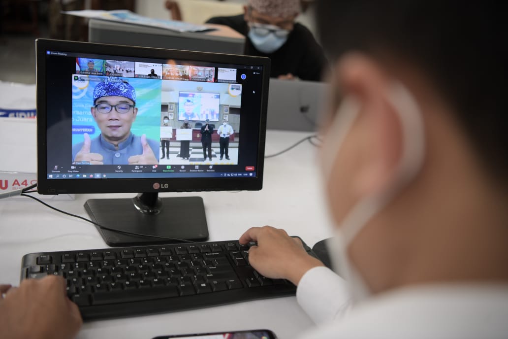 Beasiswa Jabar Future Leaders Scholarship Diraih 1.253 Mahasiswa