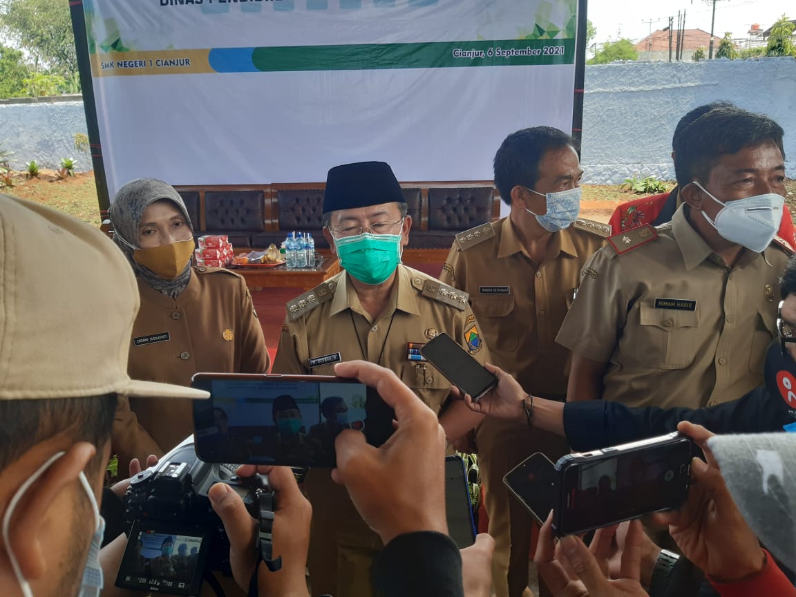 Bupati Cianjur Ajak Tenaga Pengajar Jadi Duta COVID-19