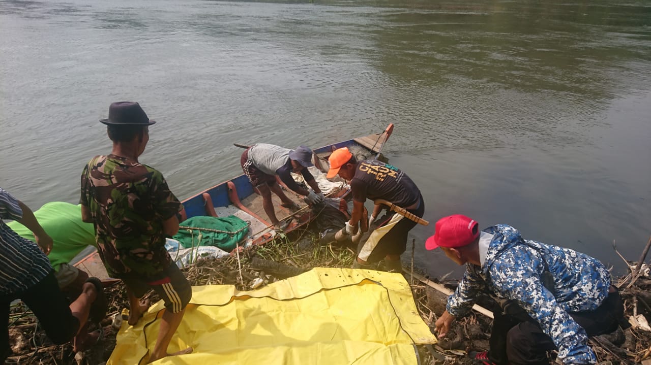 Mayat Perempuan di Sungai Citarum Gegerkan