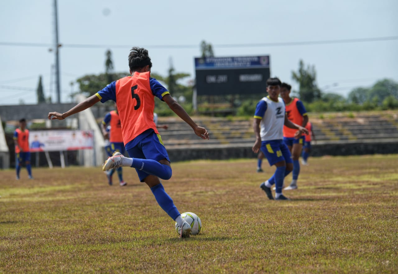 PON XX 2021 Motivasi Ridwan Kamil Kepada Tim Sepak Bola Voli Pantai 1