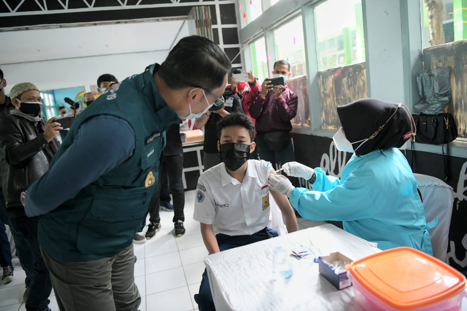 Safari Vaksinasi dan Baksos, Forkopimda Jabar Tinjau Vaksinasi