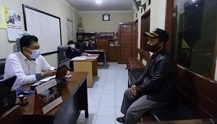 Asep Gigit Jari, 300 Juta Raib Akibat Modus Ban Pecah