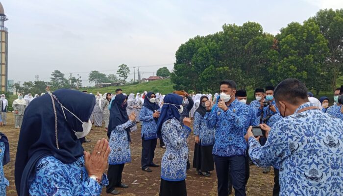 481 Bidan di KBB Diturunkan Percepat Vaksinasi COVID-19