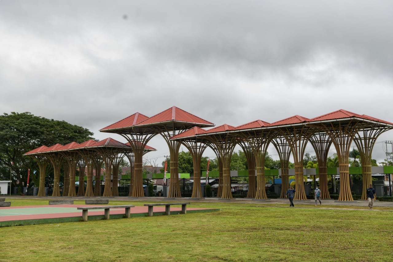 Alun alun Aimas Bentuk Persaudaraan Jabar Papua 1
