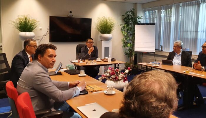 Emil Paparkan Potensi Investasi Jabar kepada Investor
