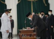 Gubernur Lantik Akhmad Marzuki sebagai Wabup Bekasi Sisa Masa Jabatan 2017-2022