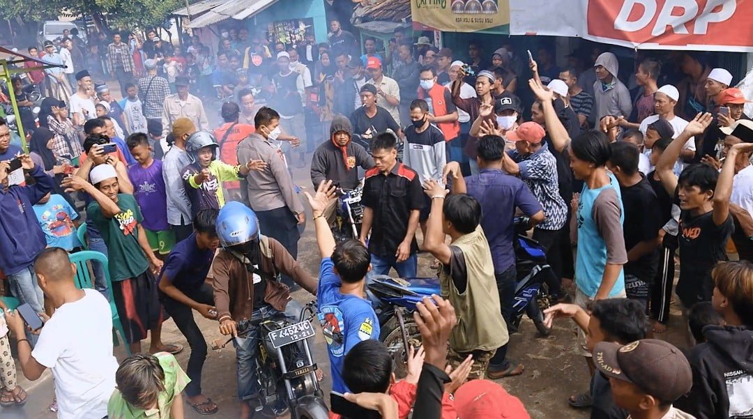 Kades Sindangraja Cianjur Diminta Mundur, Begini Respon Kades