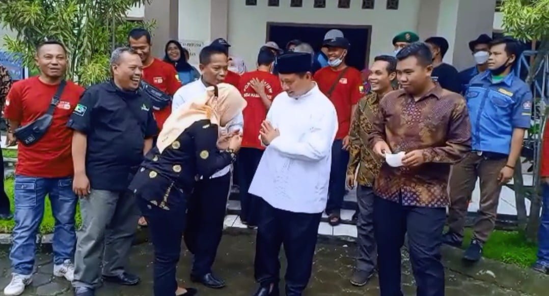 Wakil Gubernur Jawa Barat Kunjungi Desa Haurwangi