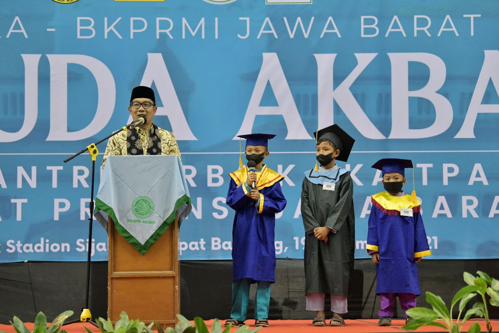 1.500 Santri Diwisuda, Perwujudan Jabar Juara Lahir Batin