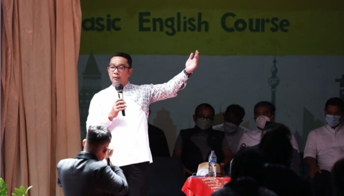 Bikin Kampung Inggris di Jabar, Ridwan Kamil: Bisa Saja